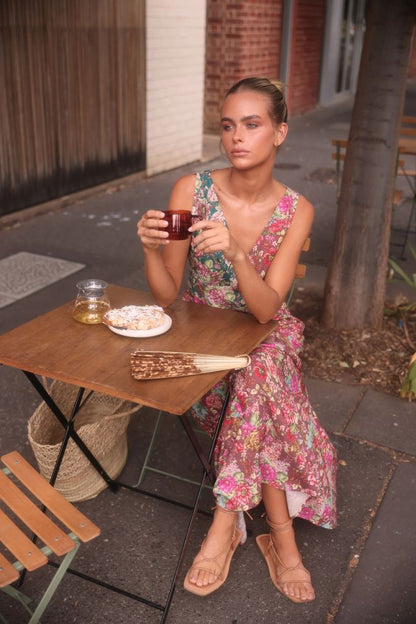 Ellie Sleeveless Dress in Rose Garden