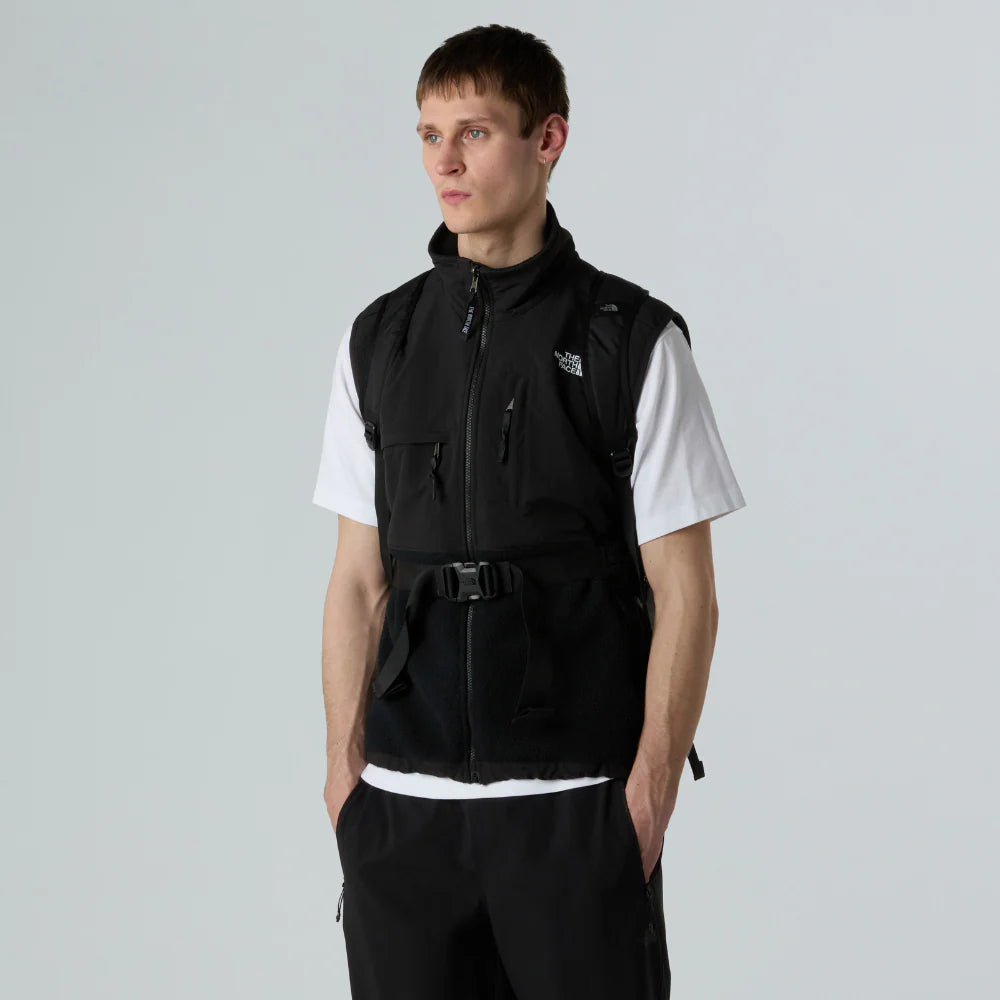 Borealis Convertible Backpack in TNF Black