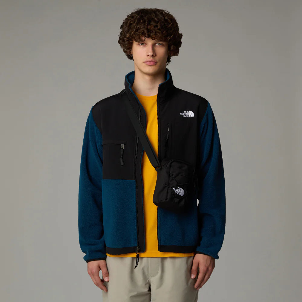 Jester Crossbody in TNF Black / NPF