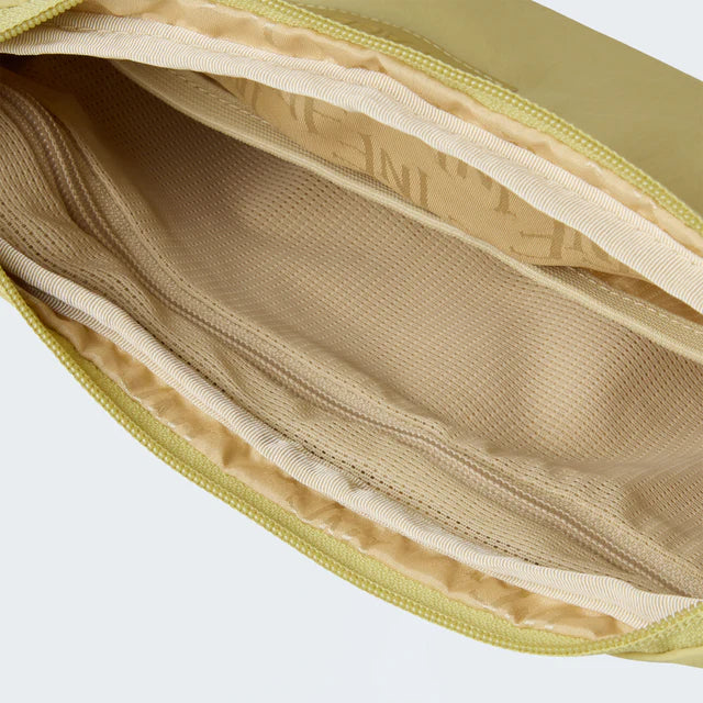 Never Stop Crossbody in Pear