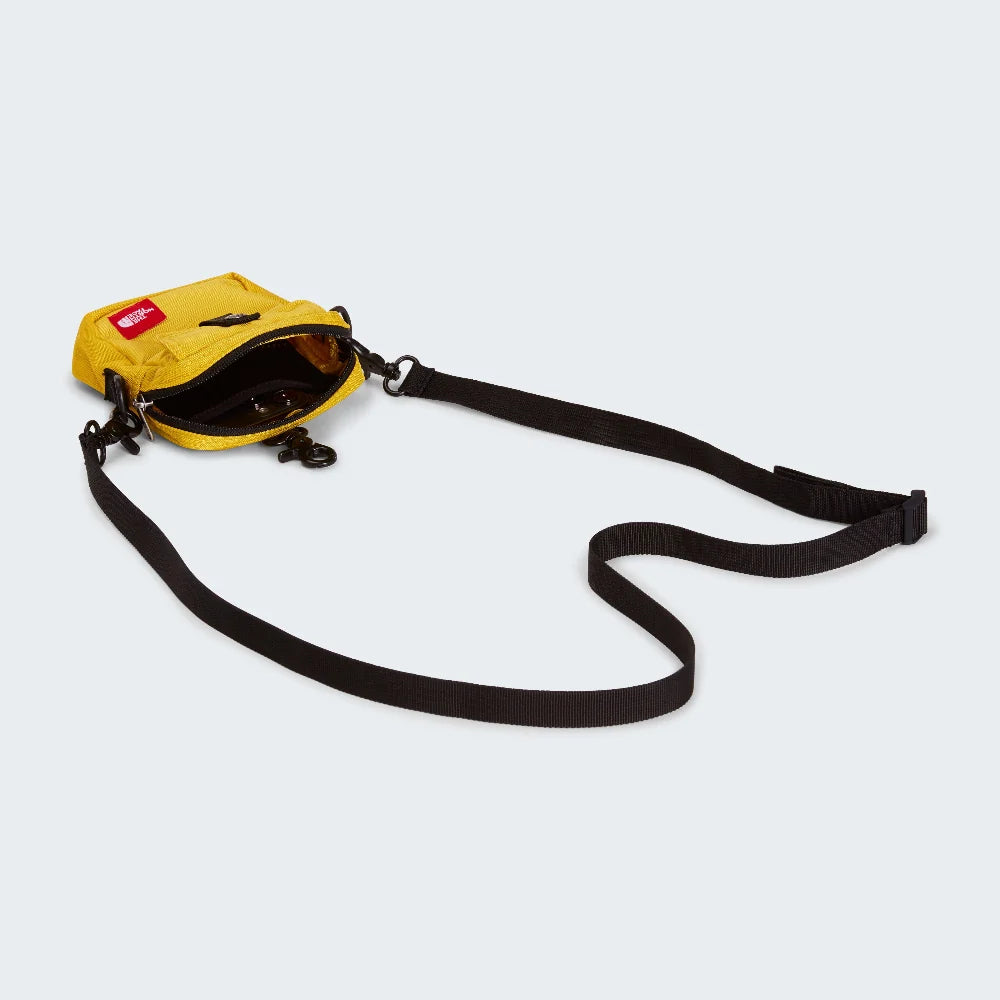 Red Box Small Carry Bag in Pigment Yellow