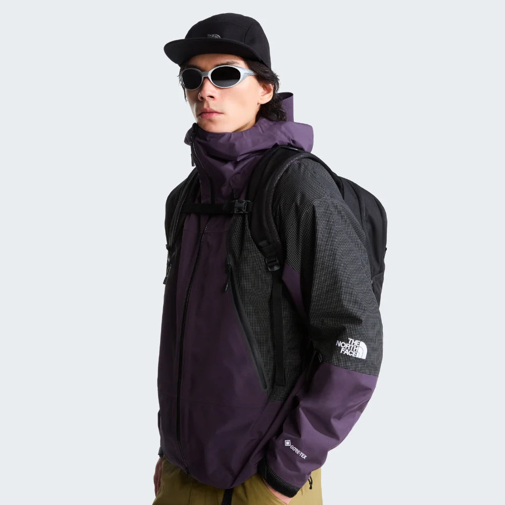 Vault Backpack in TNF Black