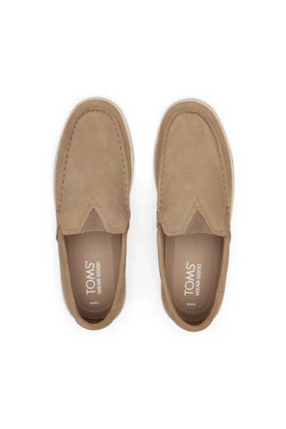TRVL LITE Suede Loafer in Dune