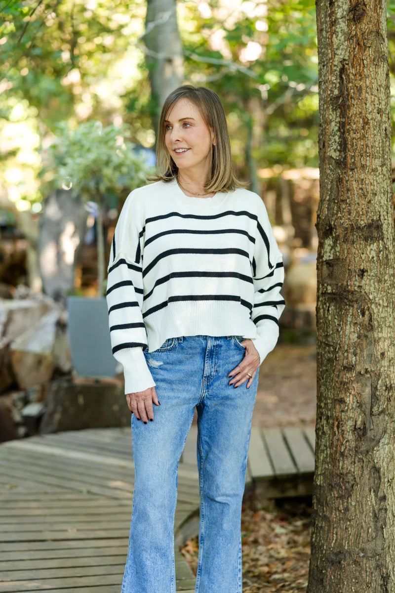 Tripoli Stripe Knit in White / Black