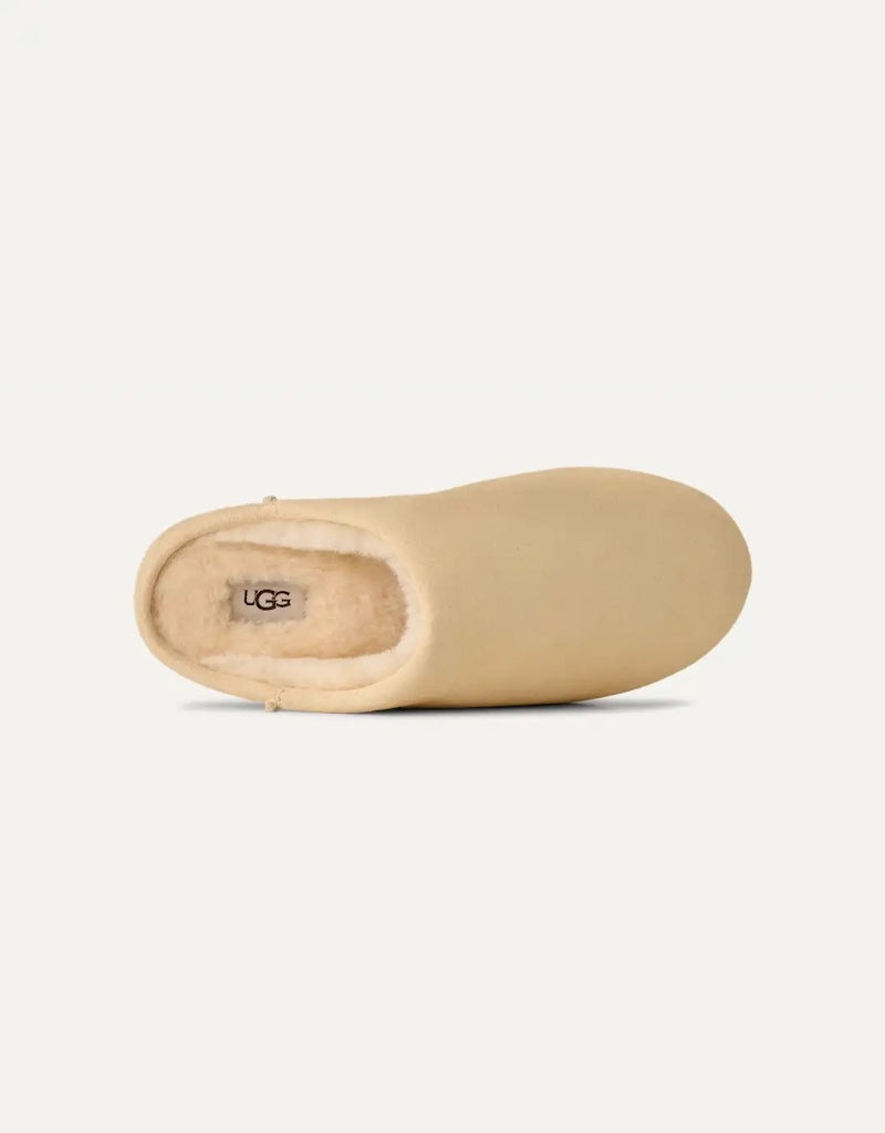 Elea Slip-On in Pale Buttercup