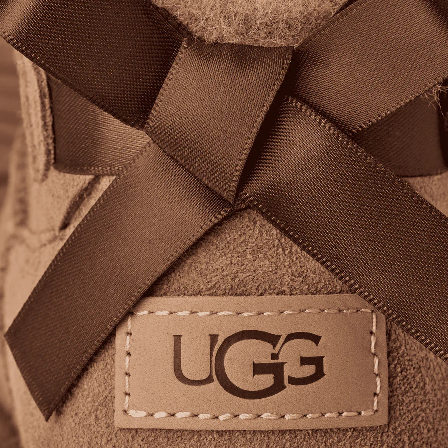 Ultra Mini Bailey Bow in Chestnut