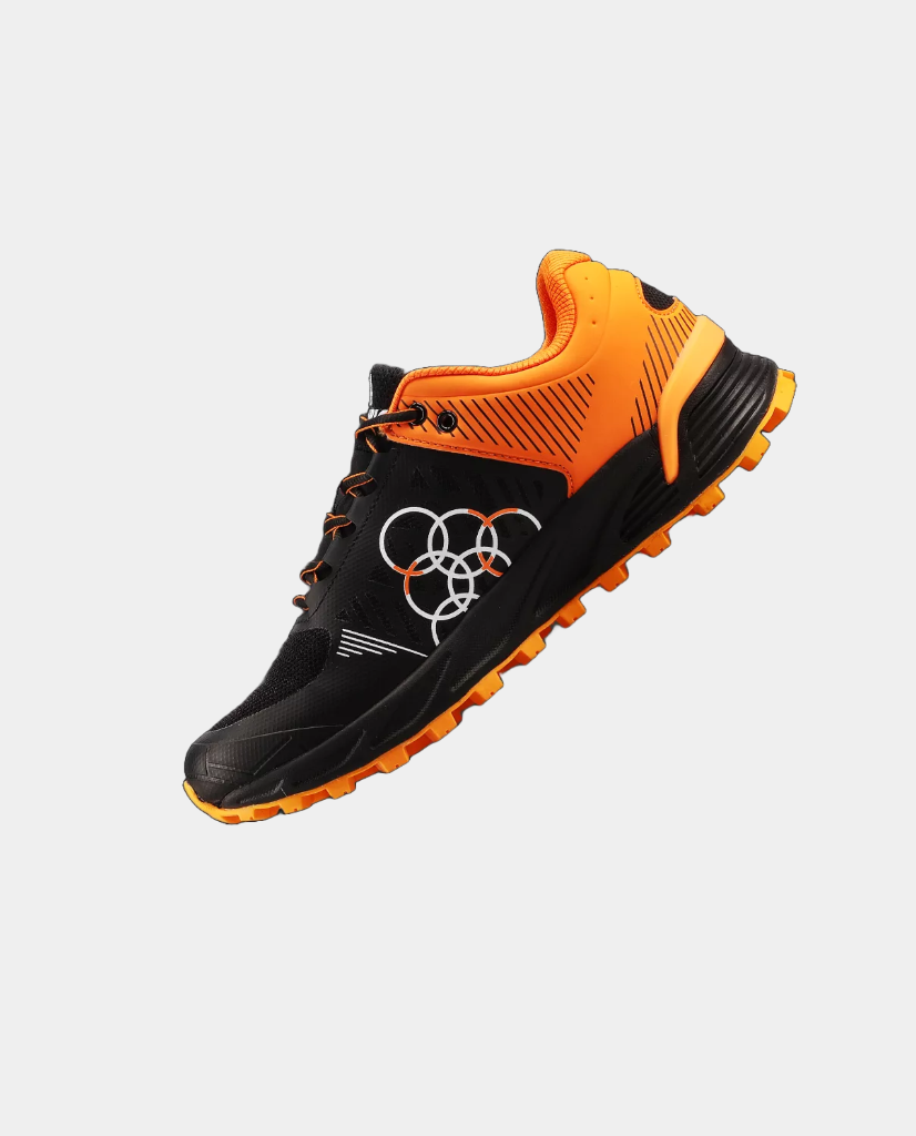 Outback Trail in Black / Orange