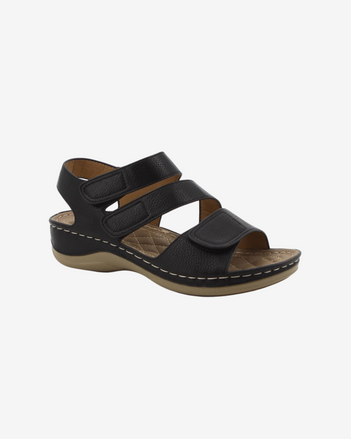 Kyrene Sandal in Black
