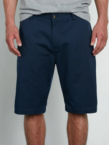V Monty Stretch Walkshort in Blue