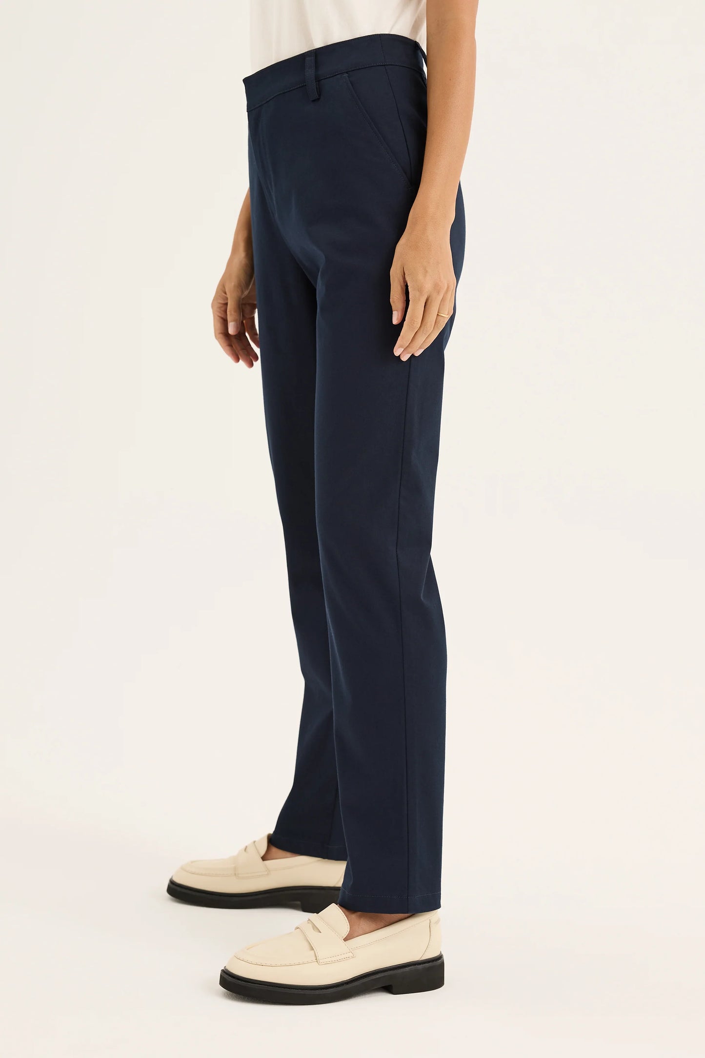 Classic Chino in Navy