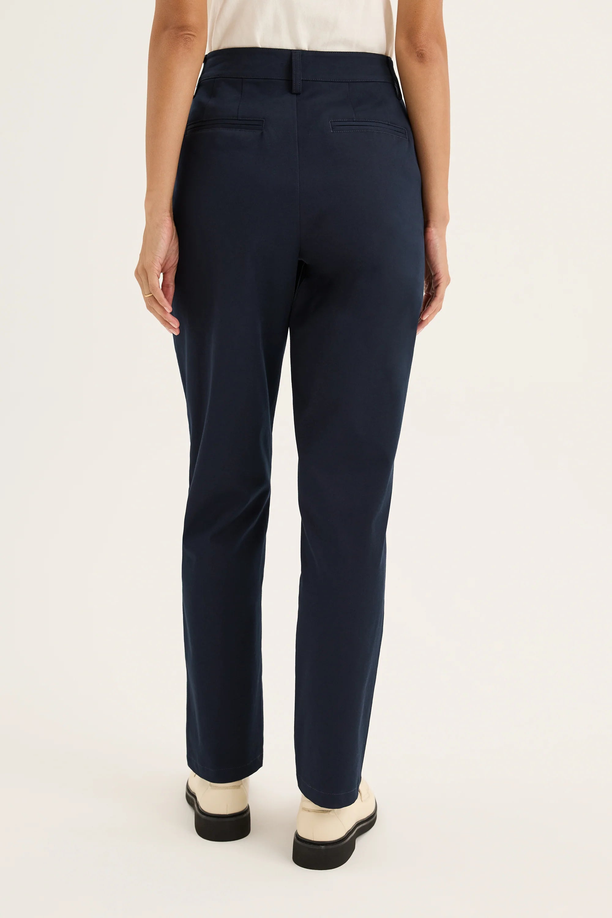 Classic Chino in Navy