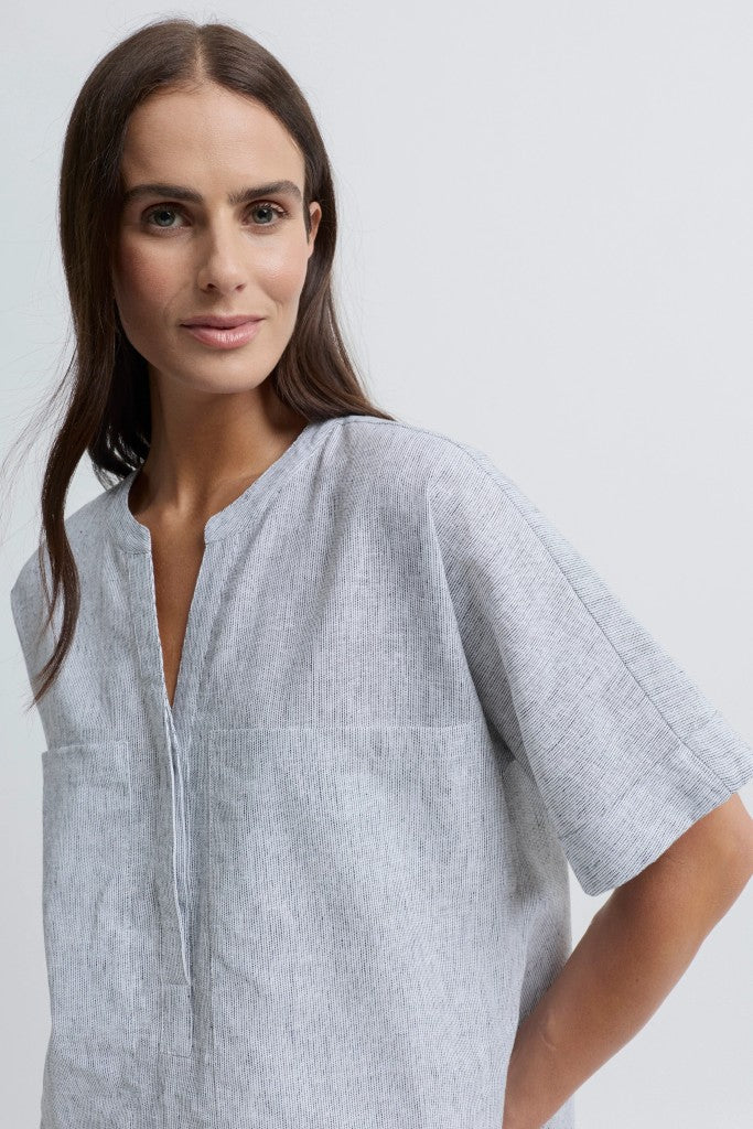 Myth Blouse in White / Black