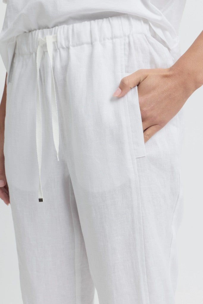 Tirari Slim Pant in White