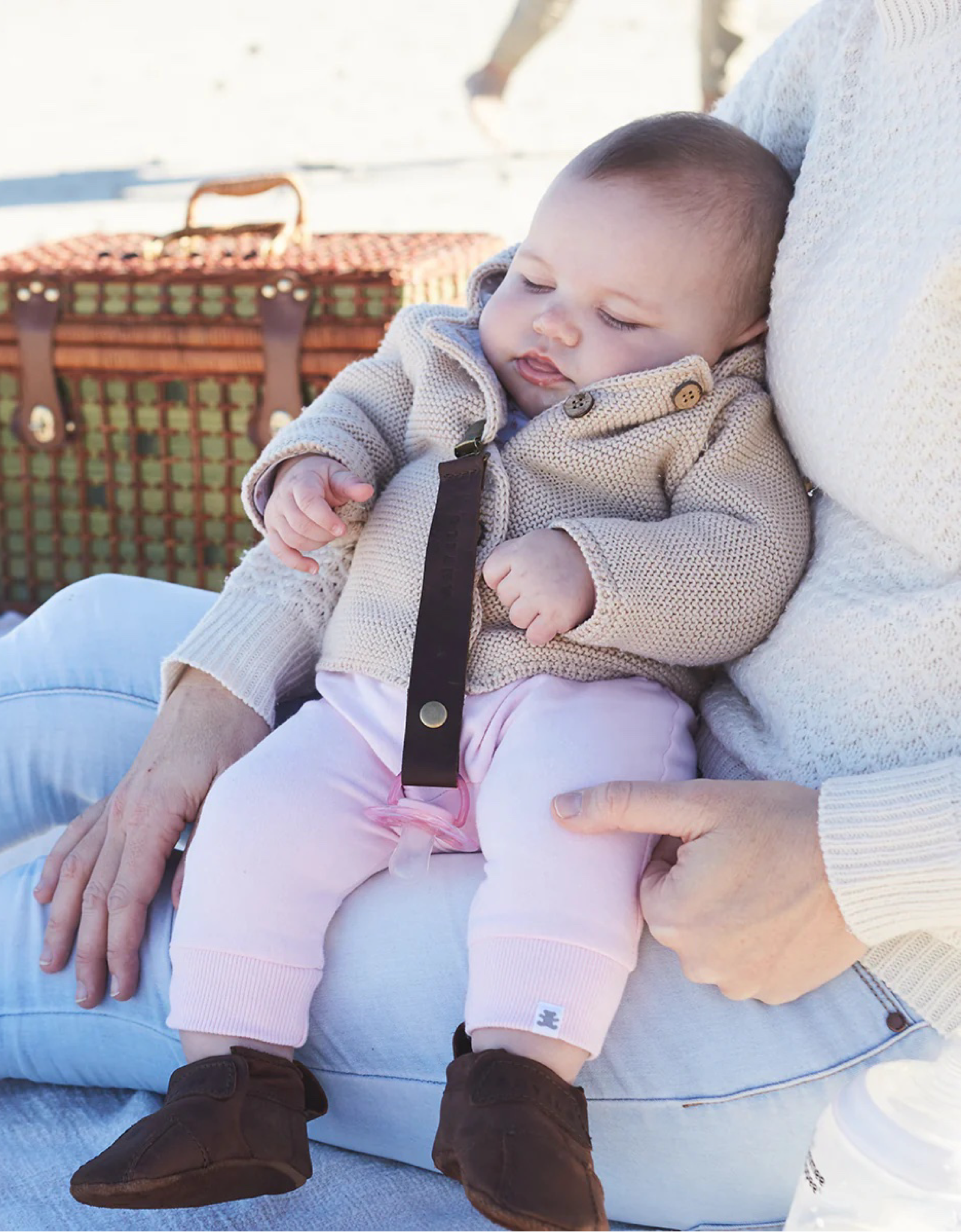 Maddie Leather Pacifier Clip in Olive