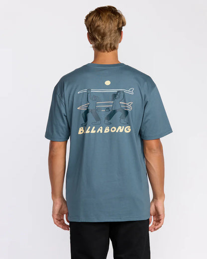 Split The Peak Tee in Steel Blue