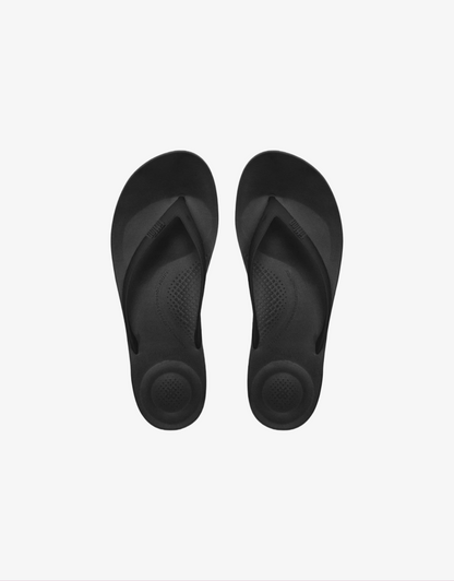 iQushion Flip Flops in All Black