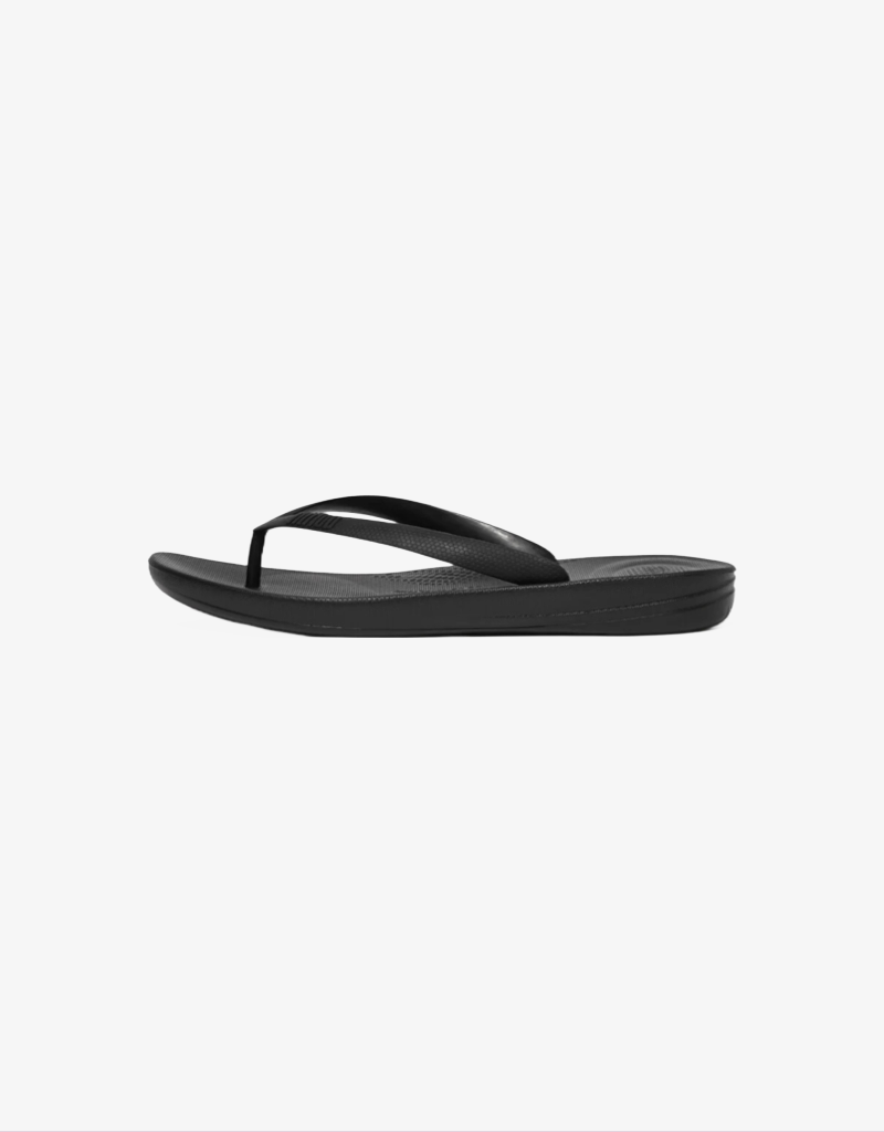 iQushion Flip Flops in All Black