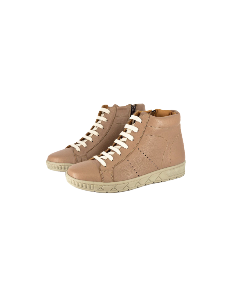 Dakarai Leather Sneaker in Cayak Timber