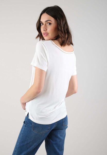 Deeluxe Casa V-Neck T-Shirt in Off White