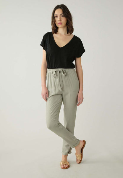 Elida Relaxed Pant in Sage