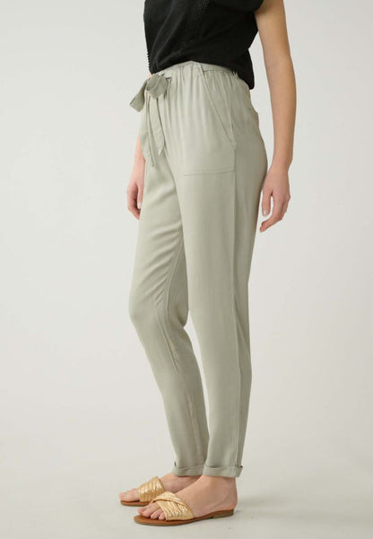 Elida Relaxed Pant in Sage