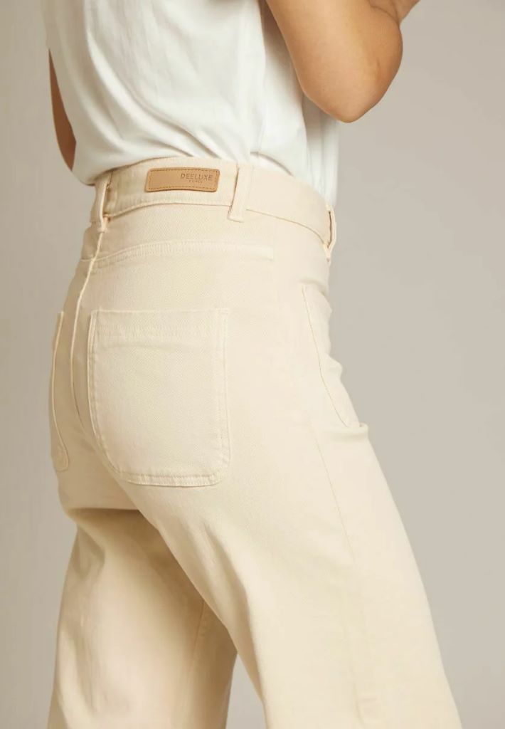 Liloo Wide Leg Denim Jeans in Mastic