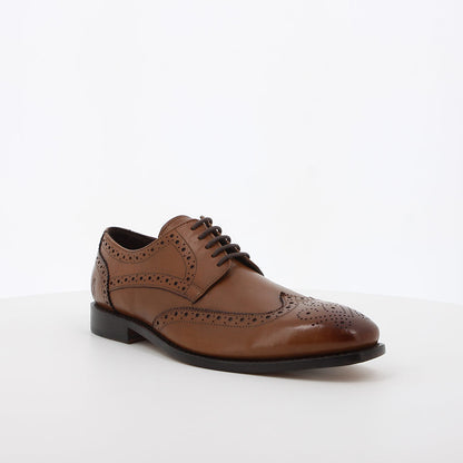 Wesley Lace Up Shoe in Tan