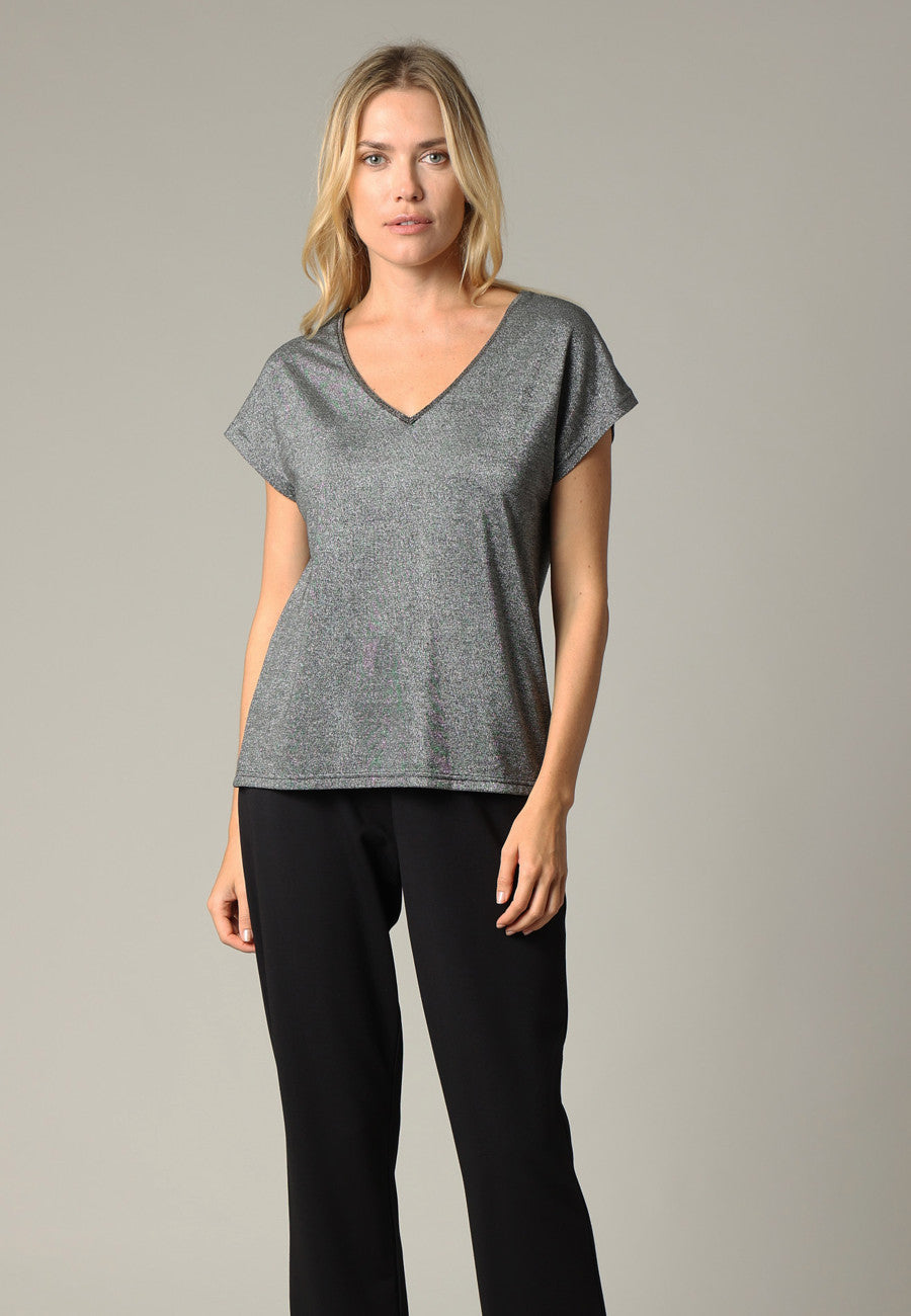 Jossy Iridescent Tee in Black