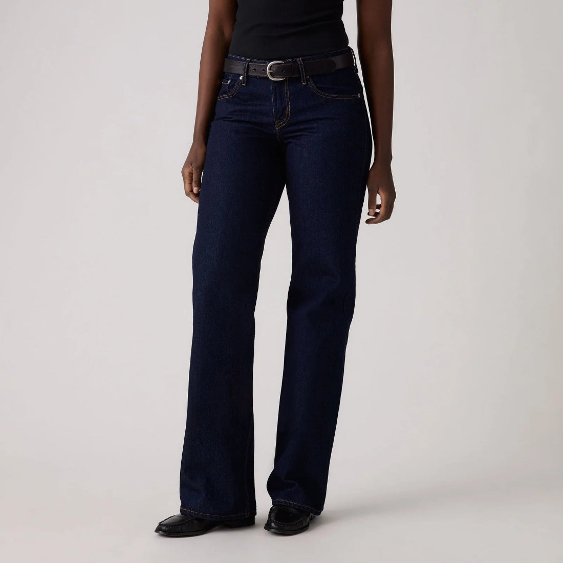 Low Loose Jeans in Dream Nice Dreams