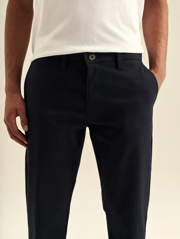 Milan Straight Leg Chino in Navy