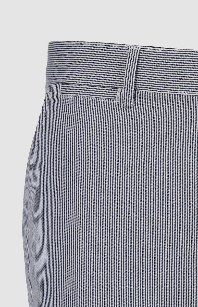 Mike Striped Shorts in Blue / White