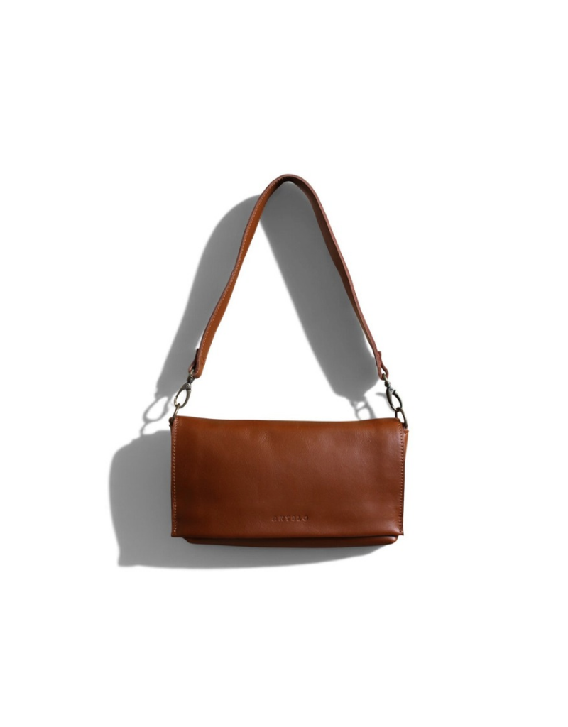 Freya East-West Leather Shoulder Bag in Cider Tan