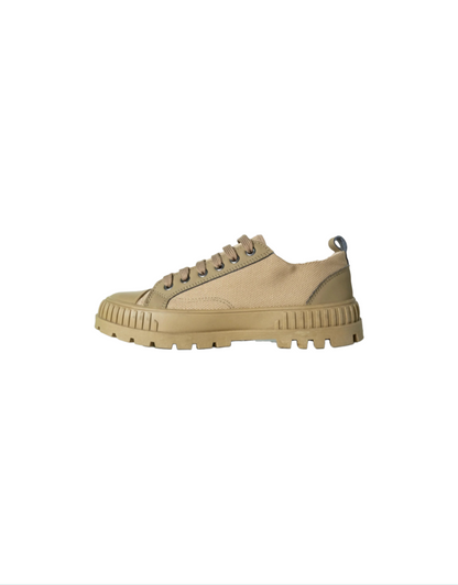 Young Canvas Low Cut Sneaker in Khaki / Gum