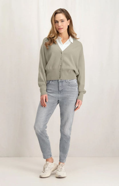 Boyfriend Jeans in Light Grey Denim